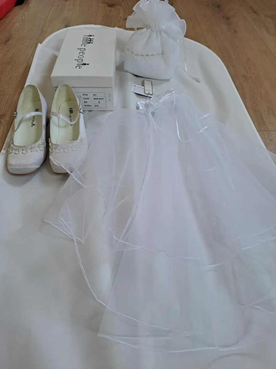 Communion dress - Image 1