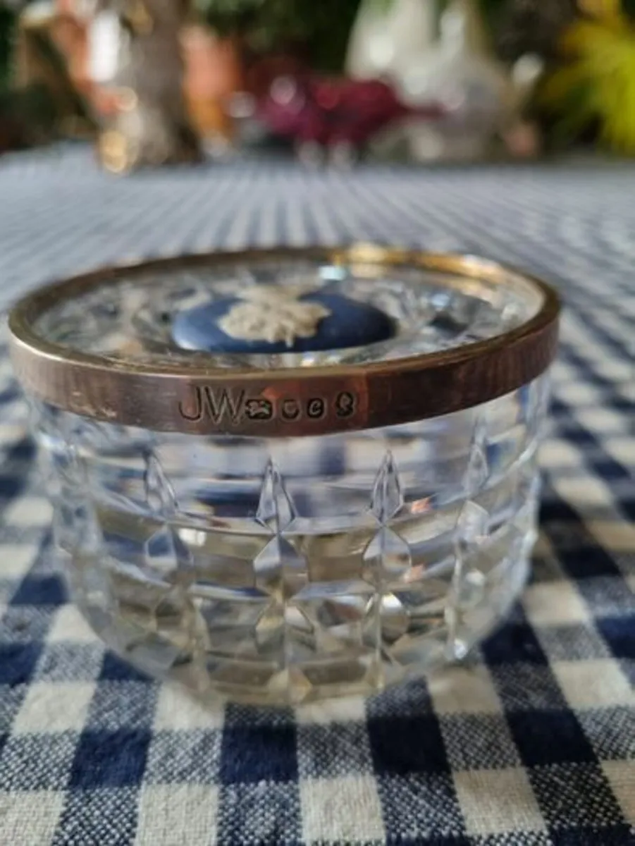 Queen Elizabeth Wedgwood Sterling Silver - Image 2