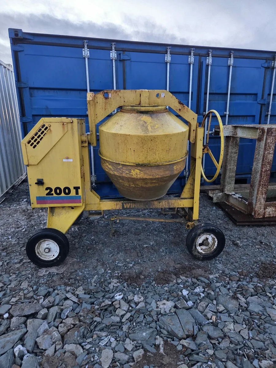 Widget 200T large concrete mixer - Image 1
