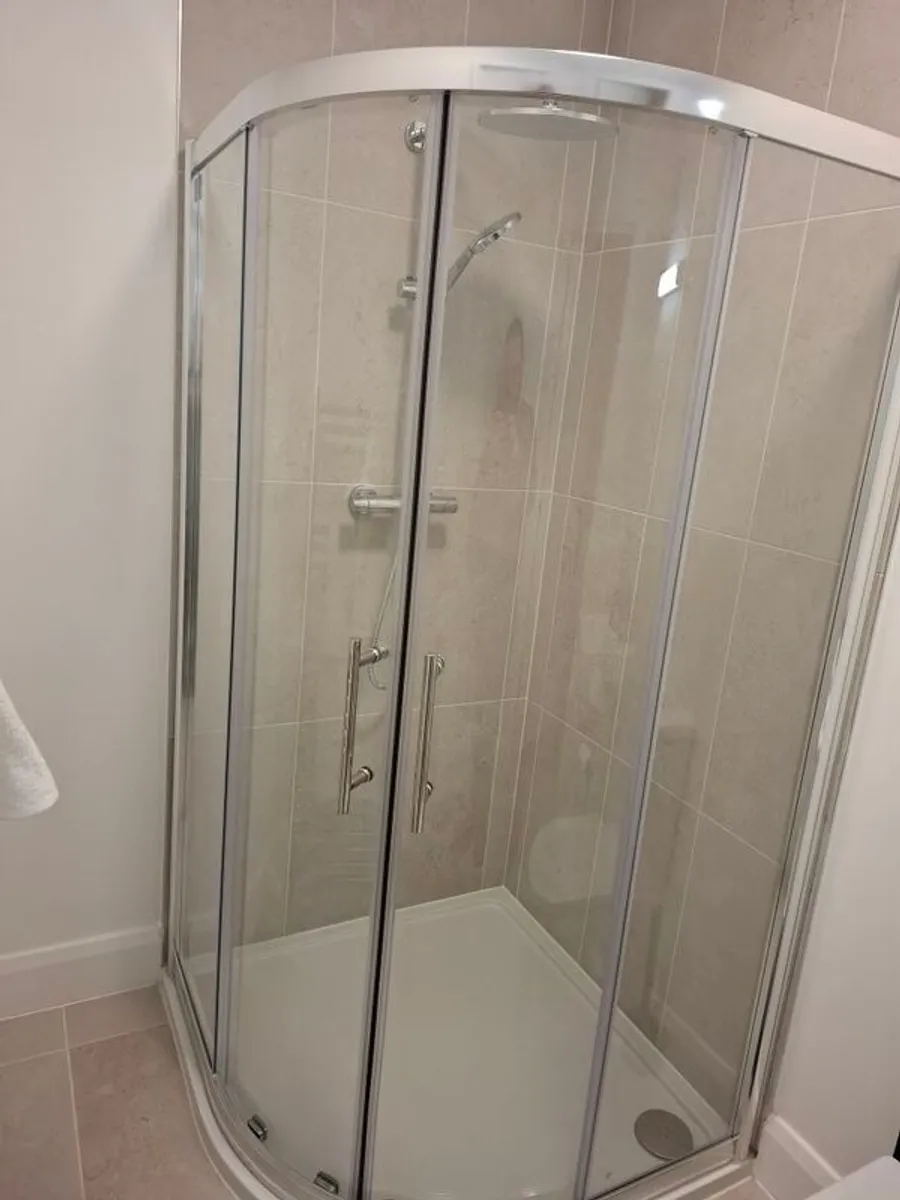 image ifour shower doors - Image 1