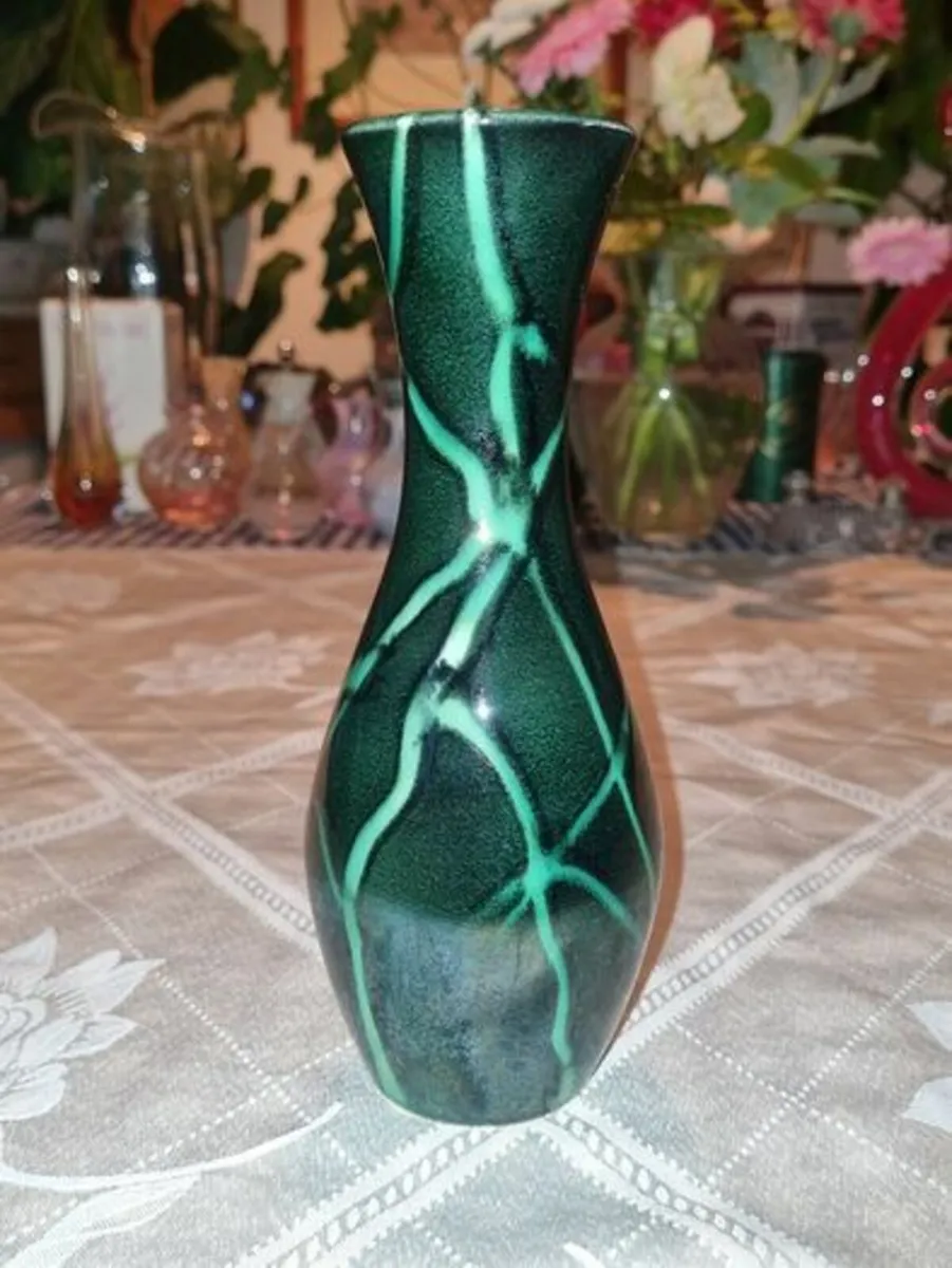 Vintage Sylvac Green Vase - Image 1
