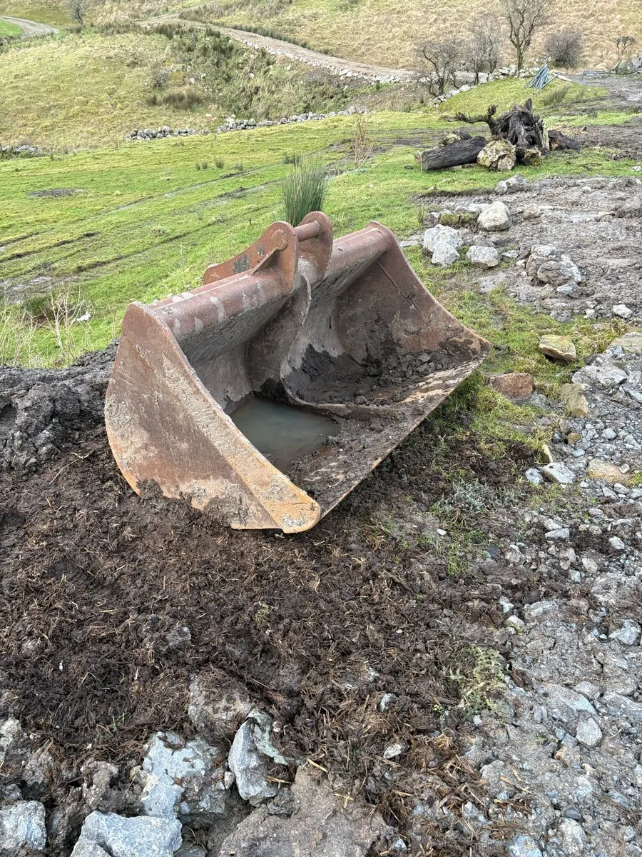 Bucket 65mm pins - Image 1