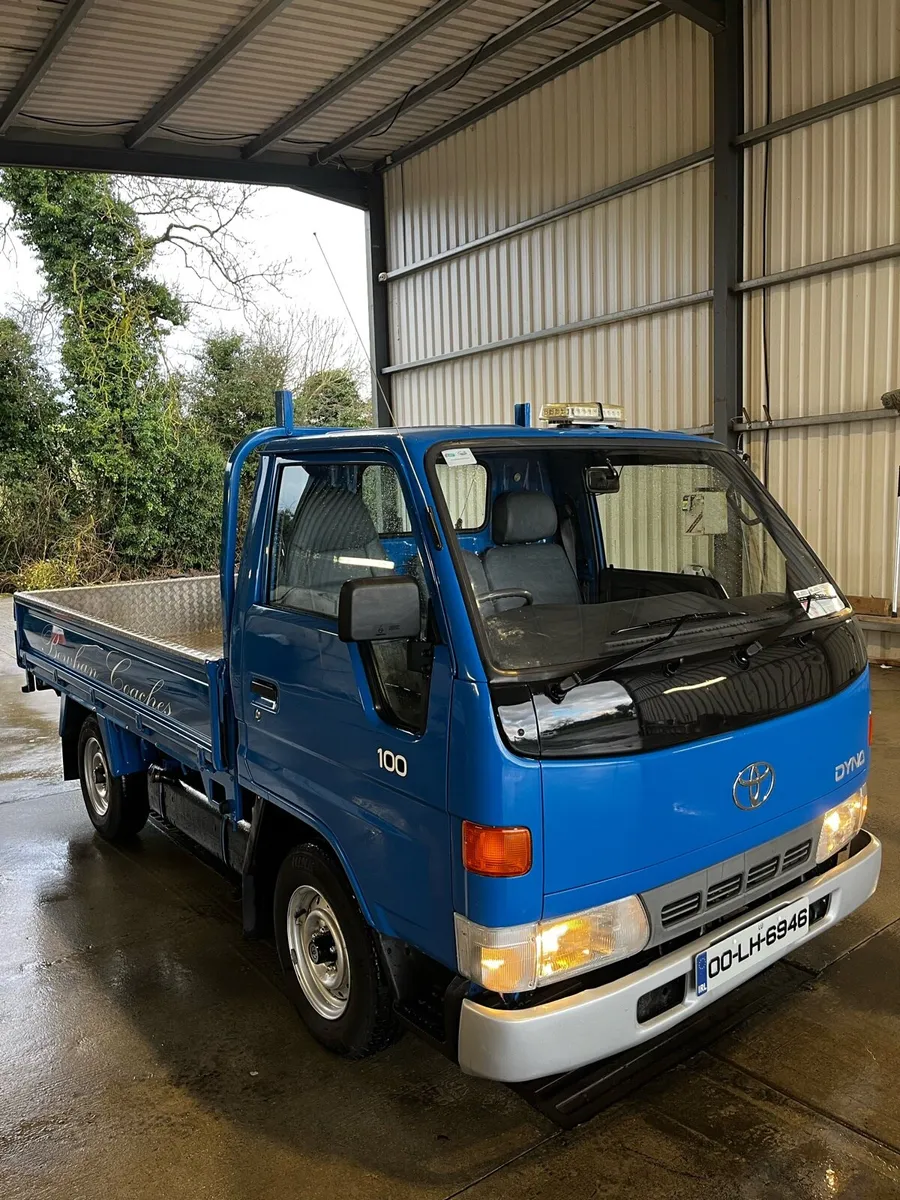 Toyota dyna - Image 2