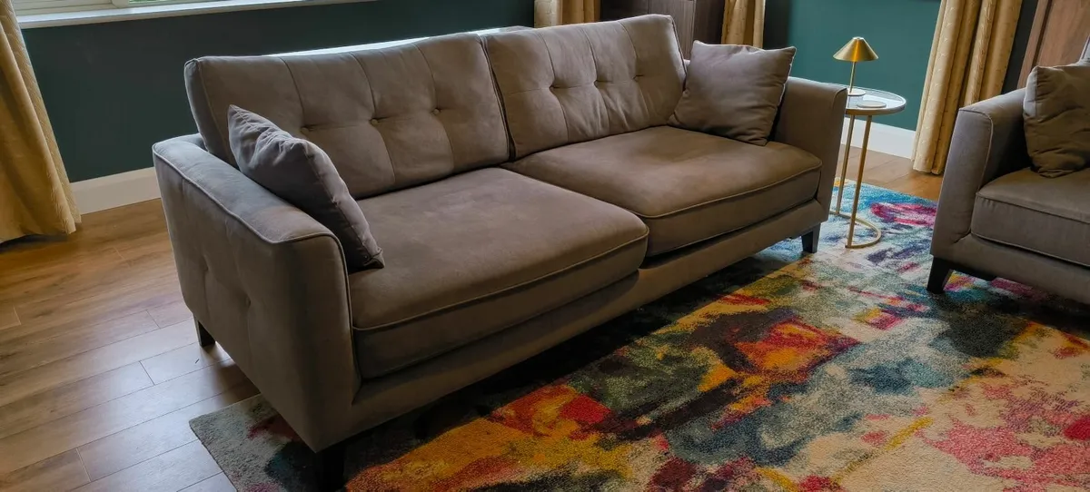 Sofa 2 & 3 person suite - Image 1