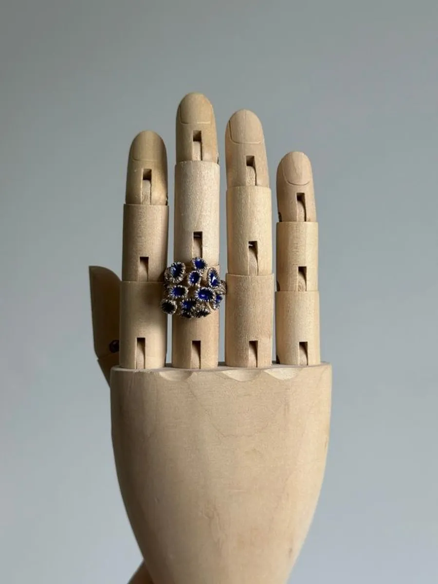 Handcrafted Silver Designer Vintage Flower Ring - Image 4