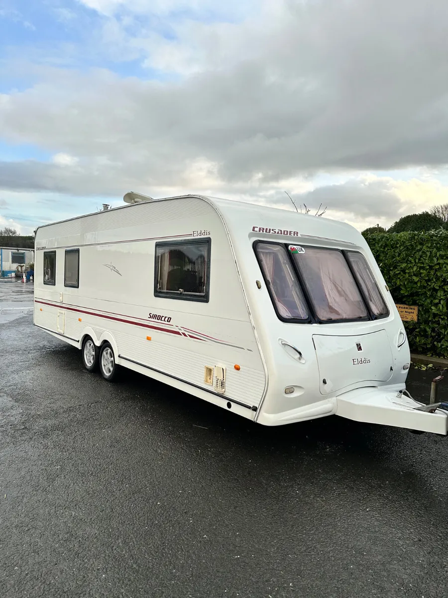 ✨STUNNING ELDDIS CRUSADER 5 BERTH✨ - Image 1