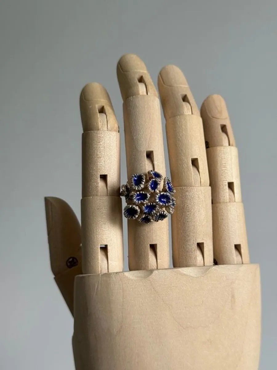 Handcrafted Silver Designer Vintage Flower Ring - Image 1