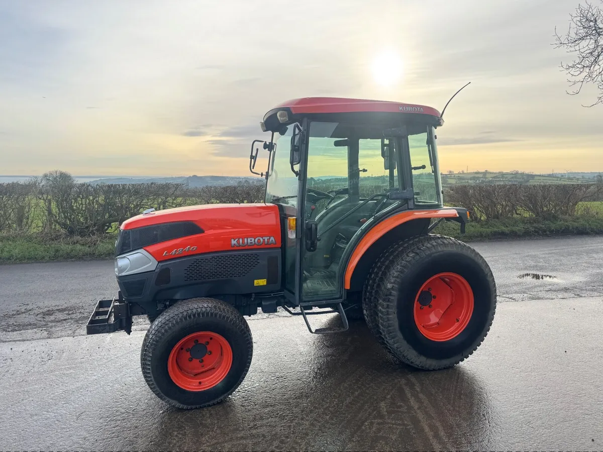 Kubota Compact Tractor - Image 2