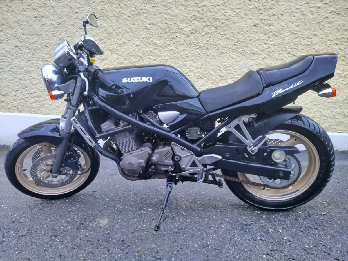 Suzuki gsf 400 bandit - Image 2