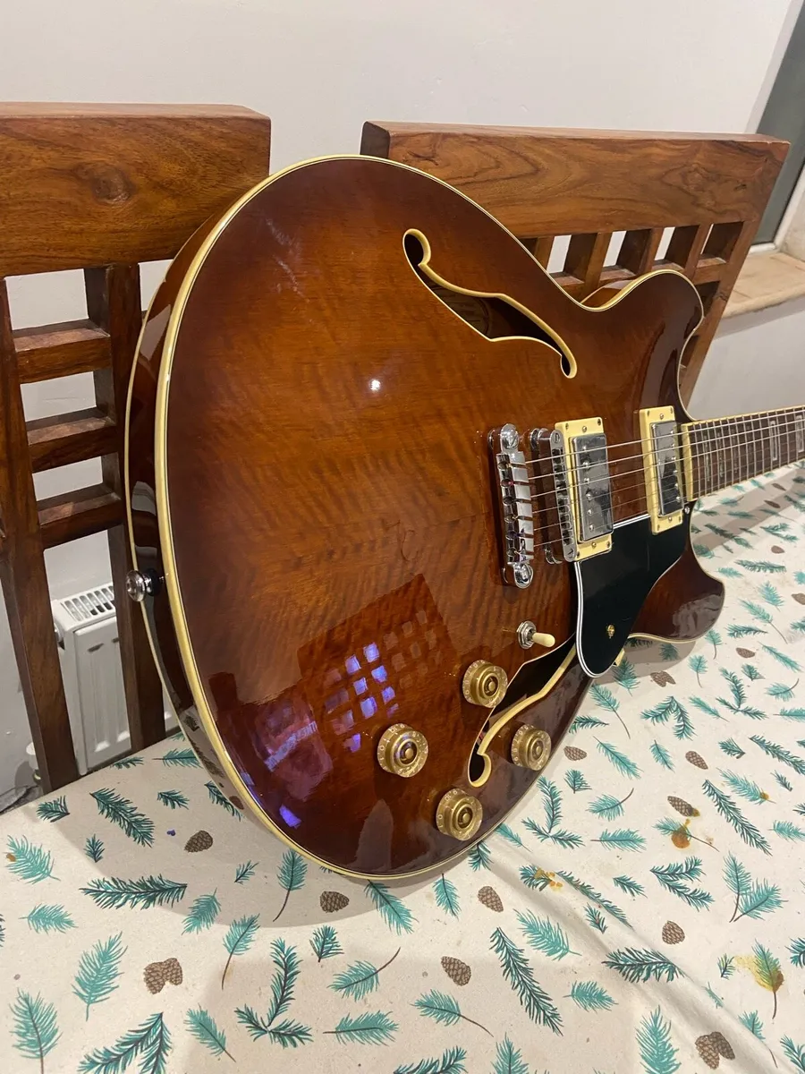 Ibanez As 83 violin burst with padded case - Image 3