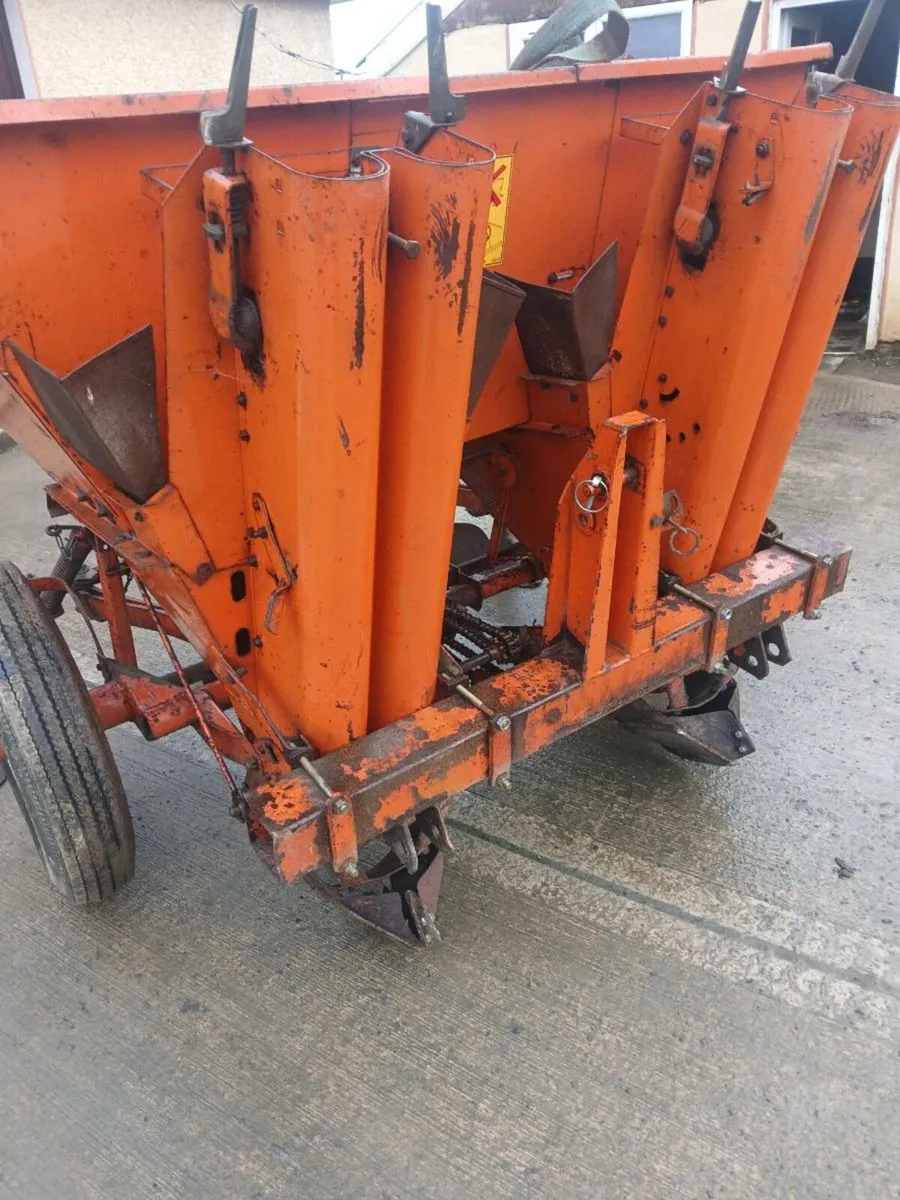 Faun potato planter - Image 3