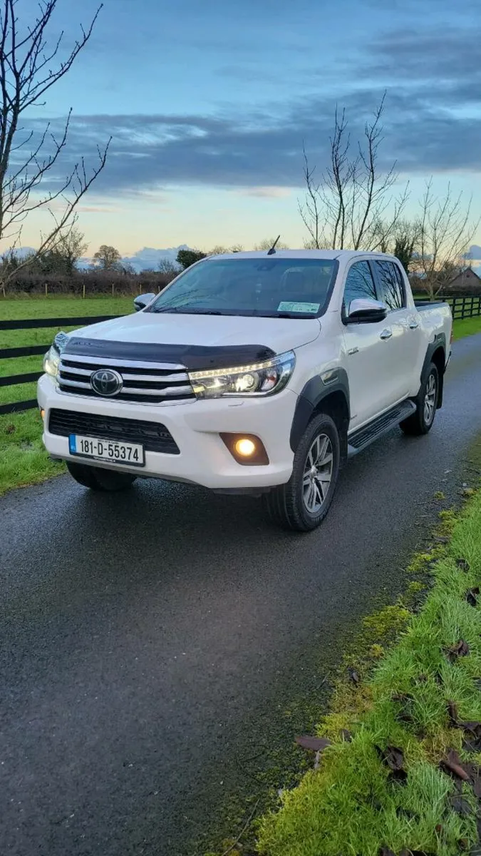 Toyota hilux - Image 2