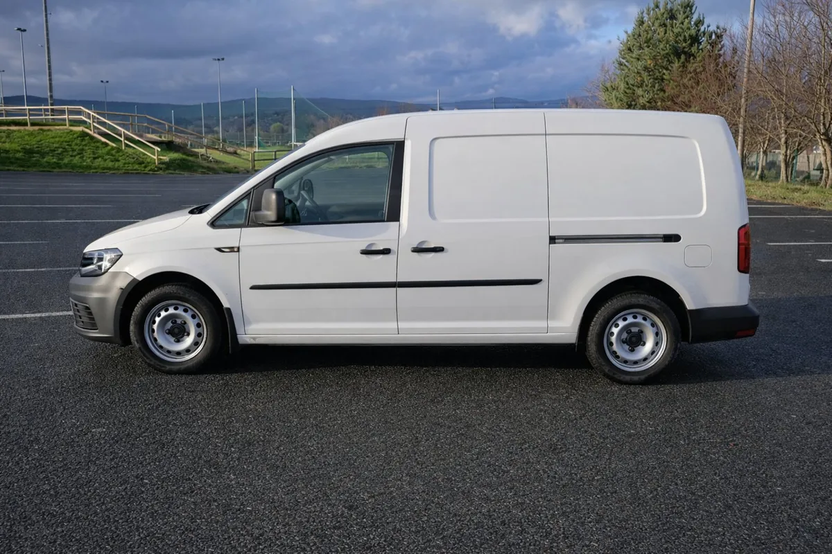 VW Caddy - Image 4