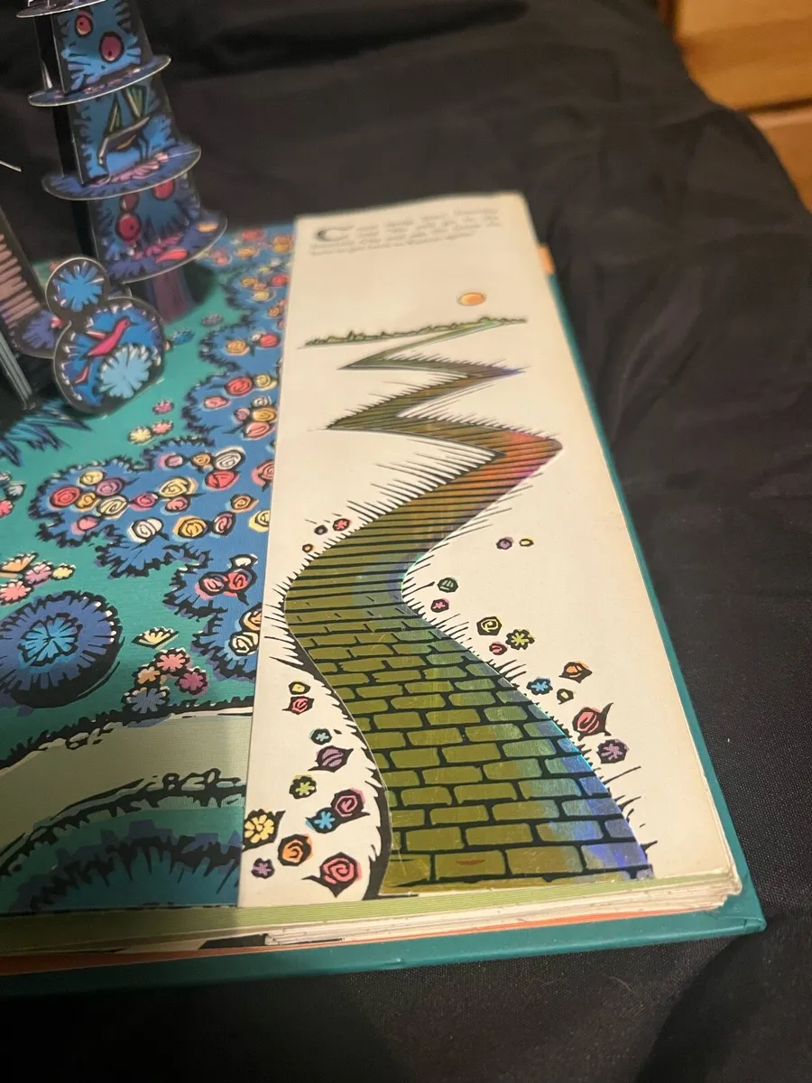 The Wizard of Oz pop up book - Image 4