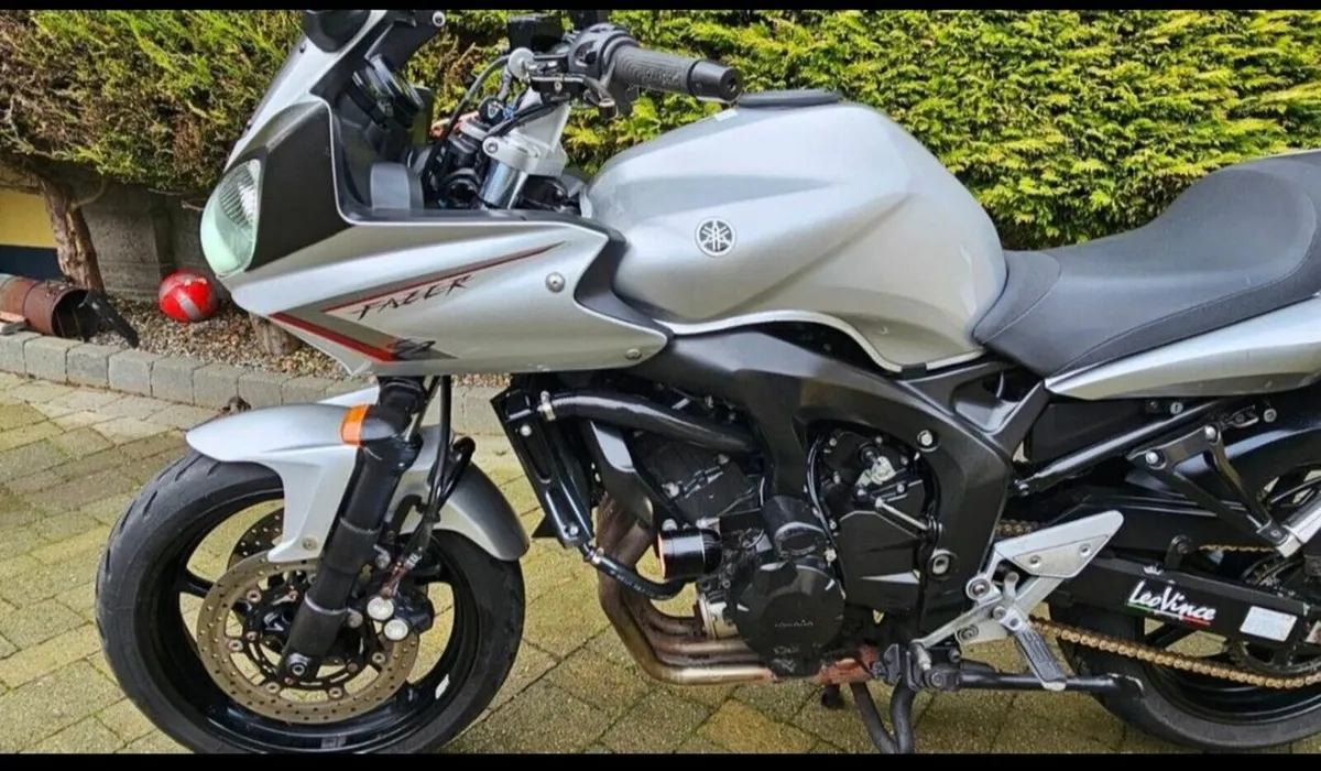 2009 Yamaha Fazer S2 600, low mileage - Image 2