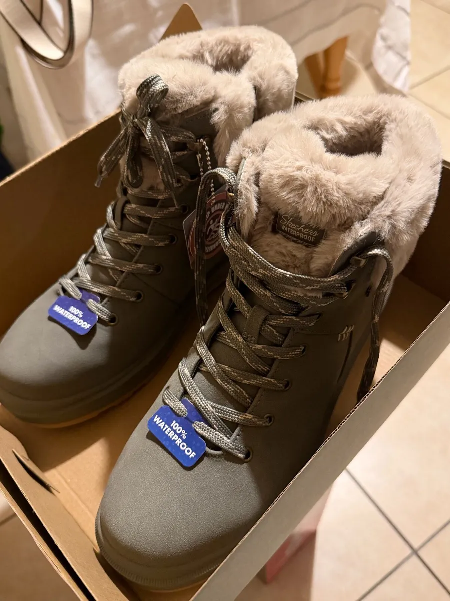 Winter boots - Image 1