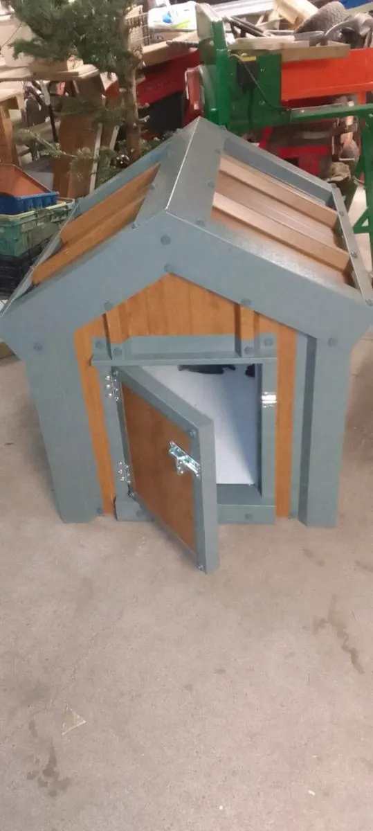 Insulated kennel - Image 1