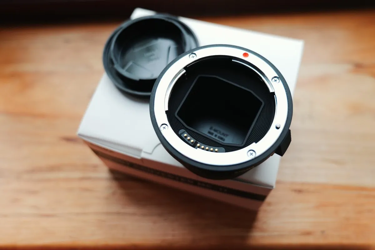 Sigma MC-11 adapter EF to E mount free postage - Image 3