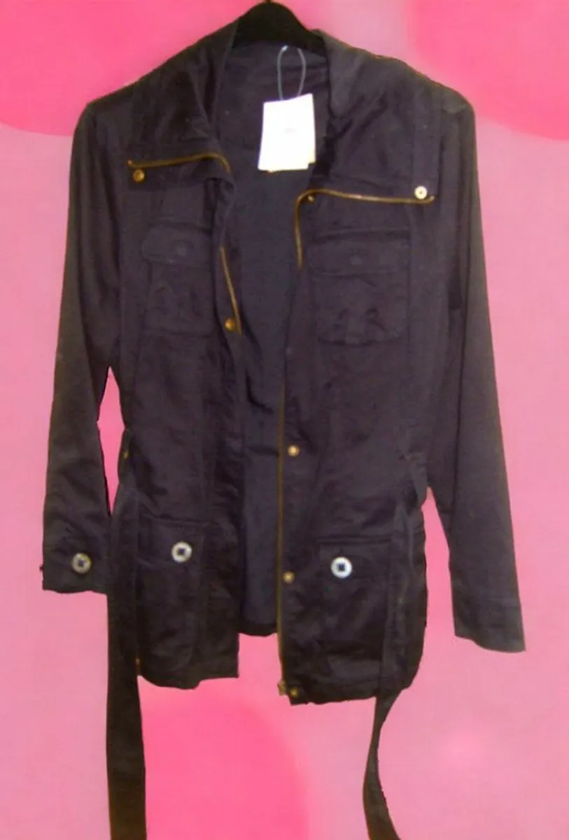 BNWT Harrods Lightweight Jacket - Image 1