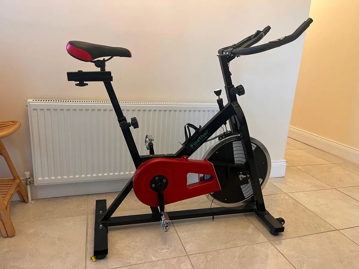 Exercise bike - Image 1