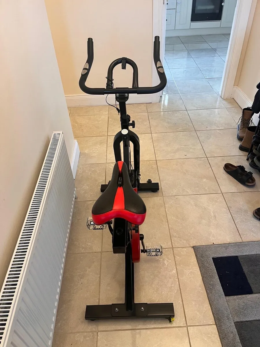 Exercise bike - Image 3