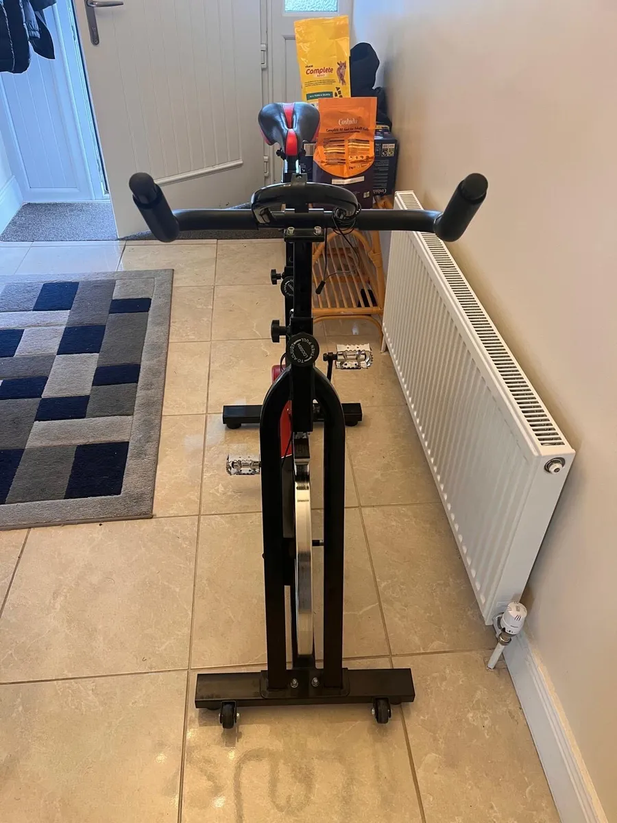 Exercise bike - Image 4
