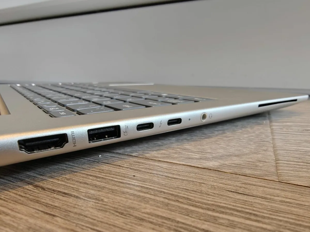 Great HP Elitebook 640 G11 | Intel Ultra 5 | 16GB - Image 4