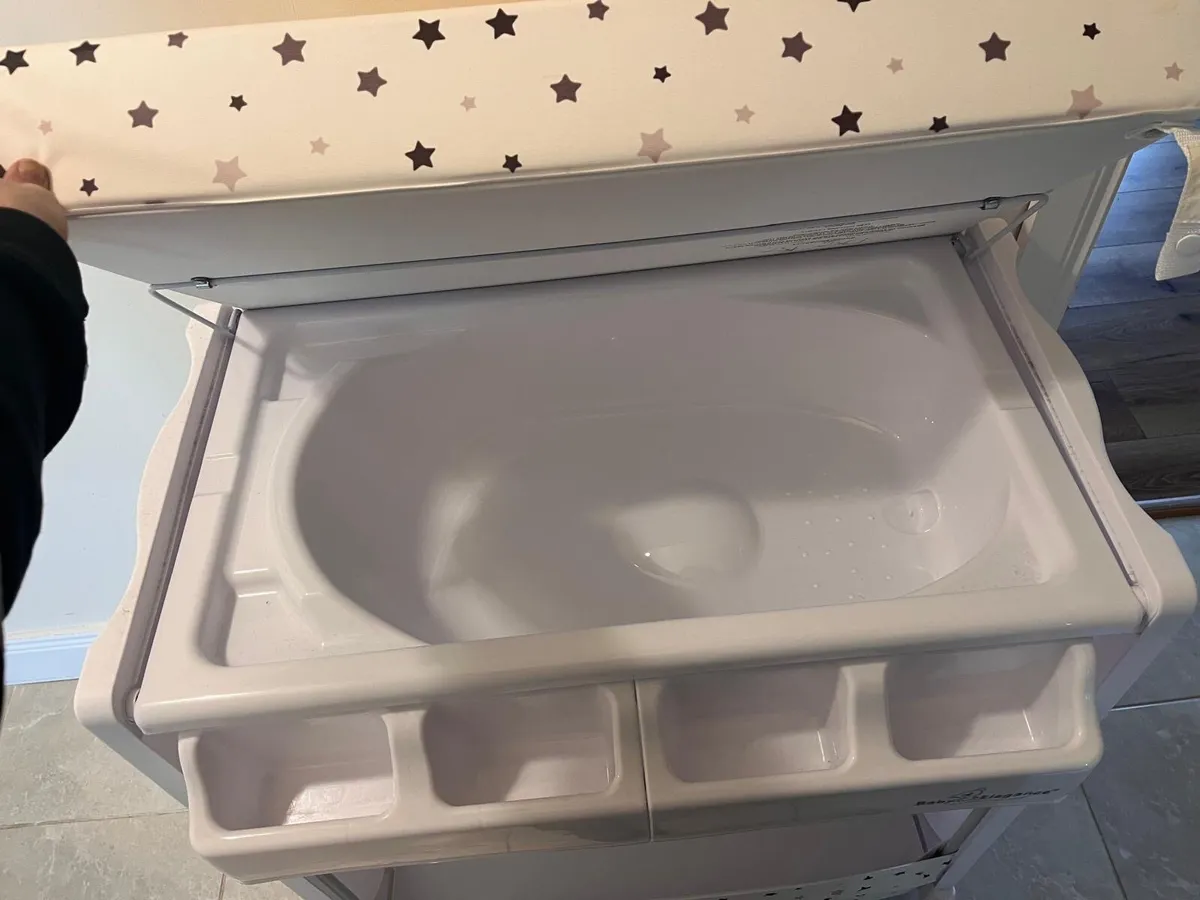 Baby changer - Image 4