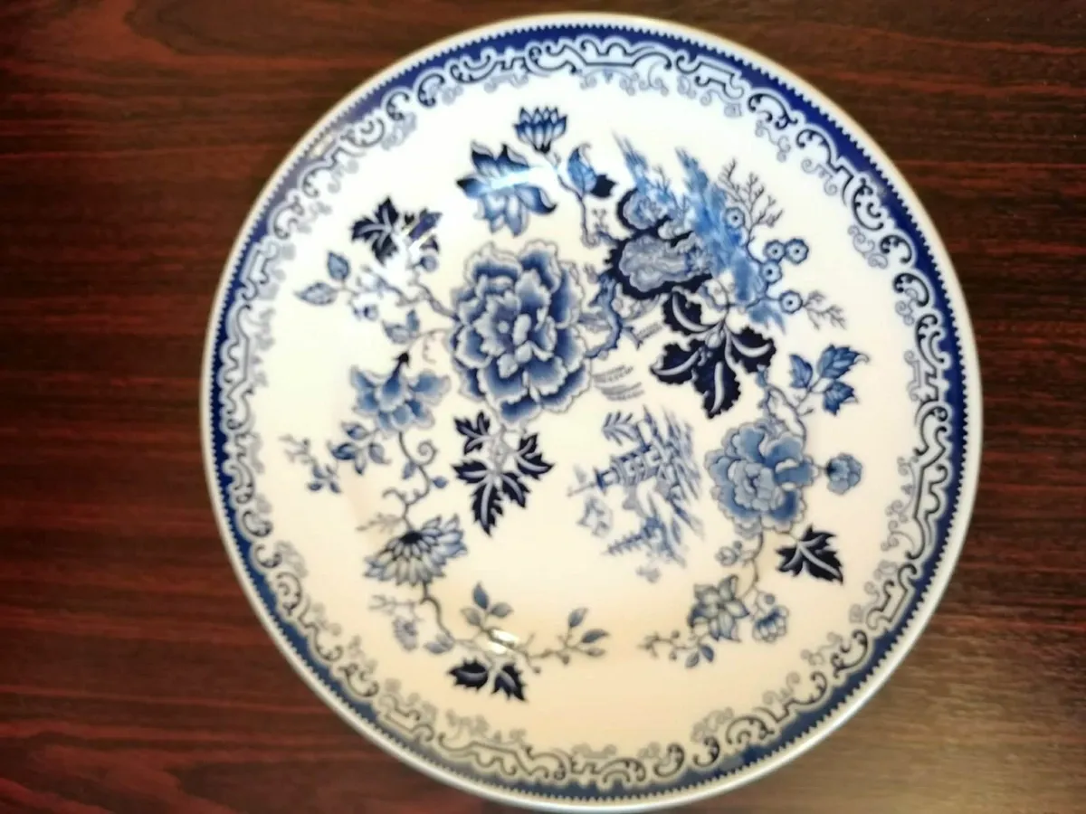 Blue and white Collection - Image 1