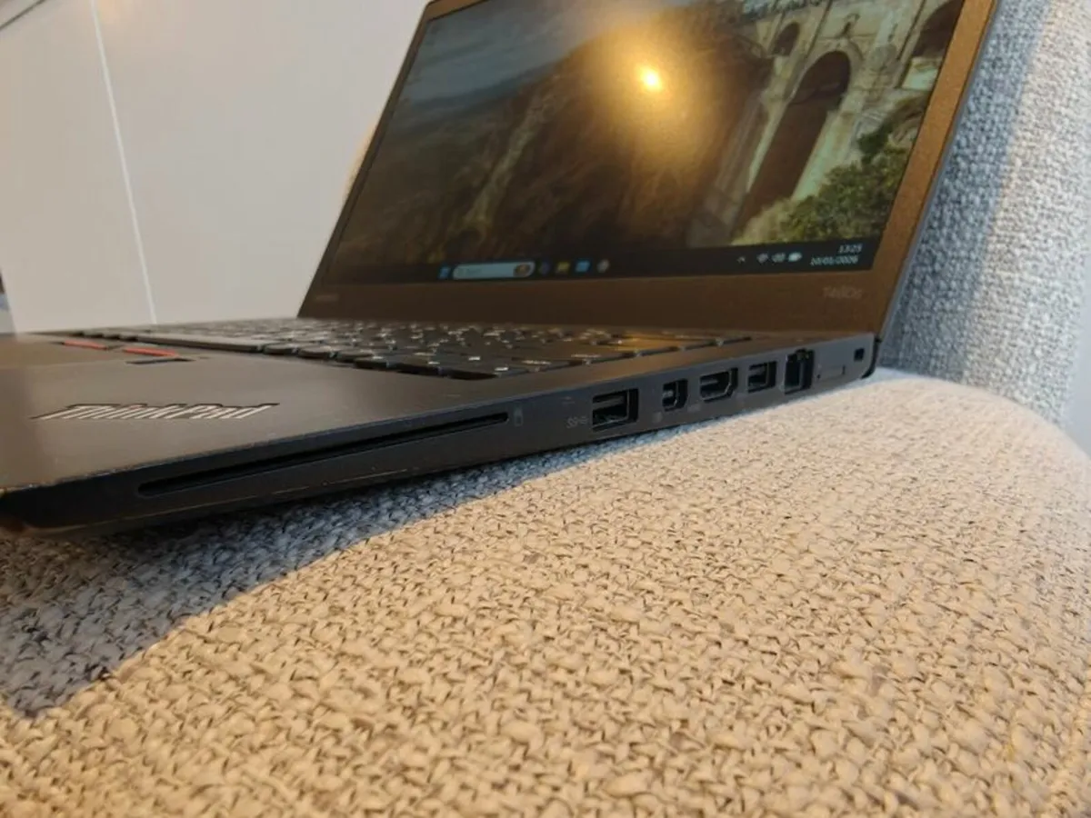 Super Lenovo Thinkpad T460s | i7 | 16GB |Touch - Image 3