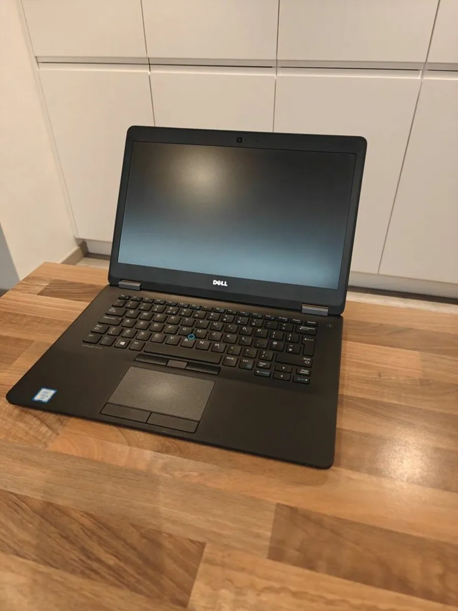 DELL Latitude E7470 Laptop | INTEL i5 | 16GB | - Image 2