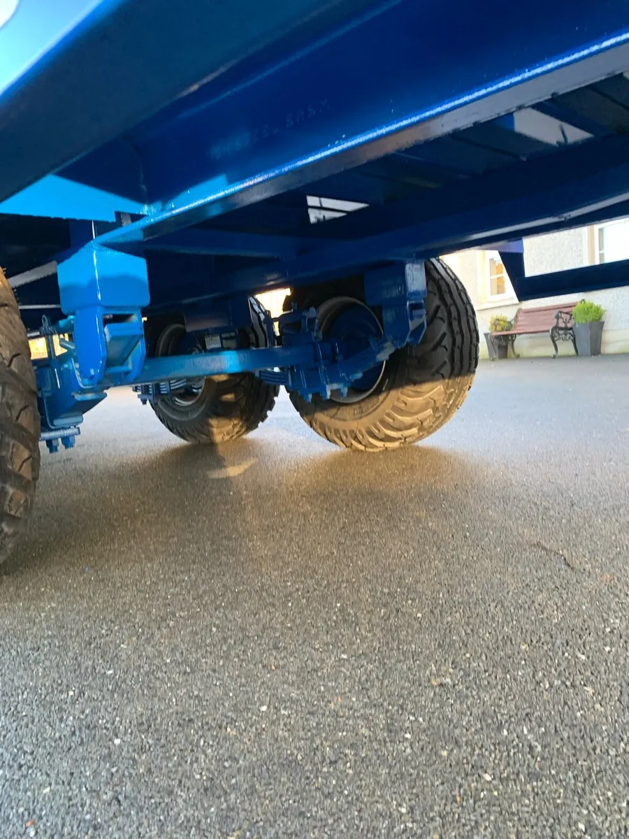 25ft bale trailer - Image 4