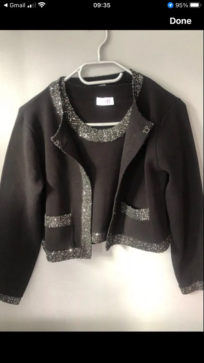 Ladies two piece suit top s cardigan M €20 - Image 1
