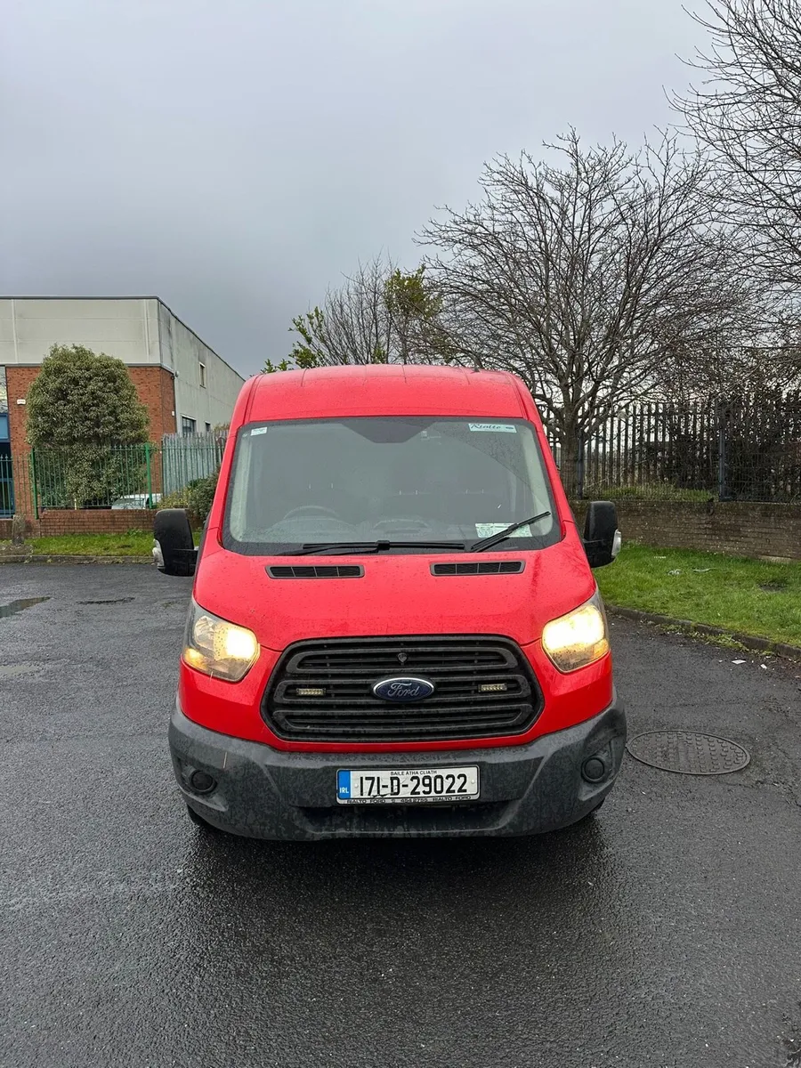 2017 Ford Transit - Image 4