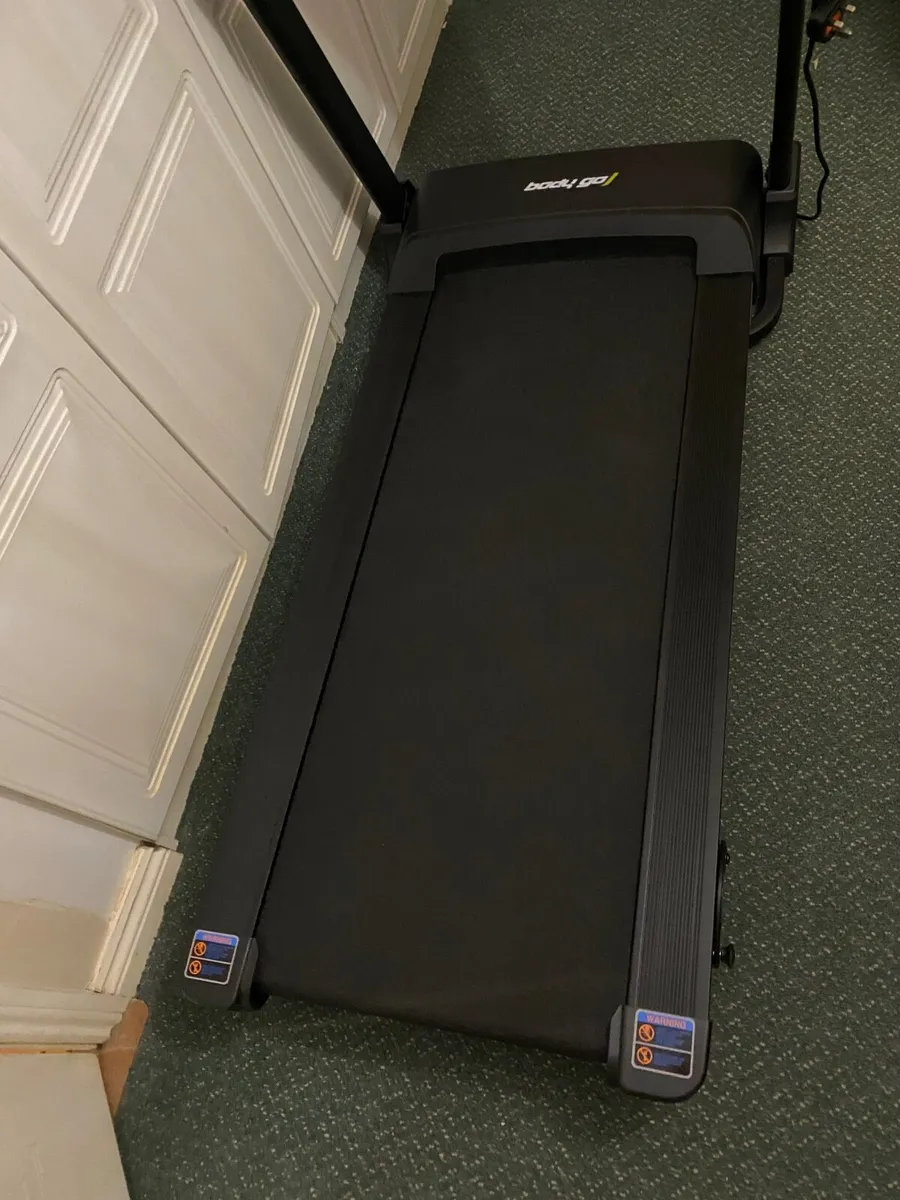 Treadmill brand new - Image 4