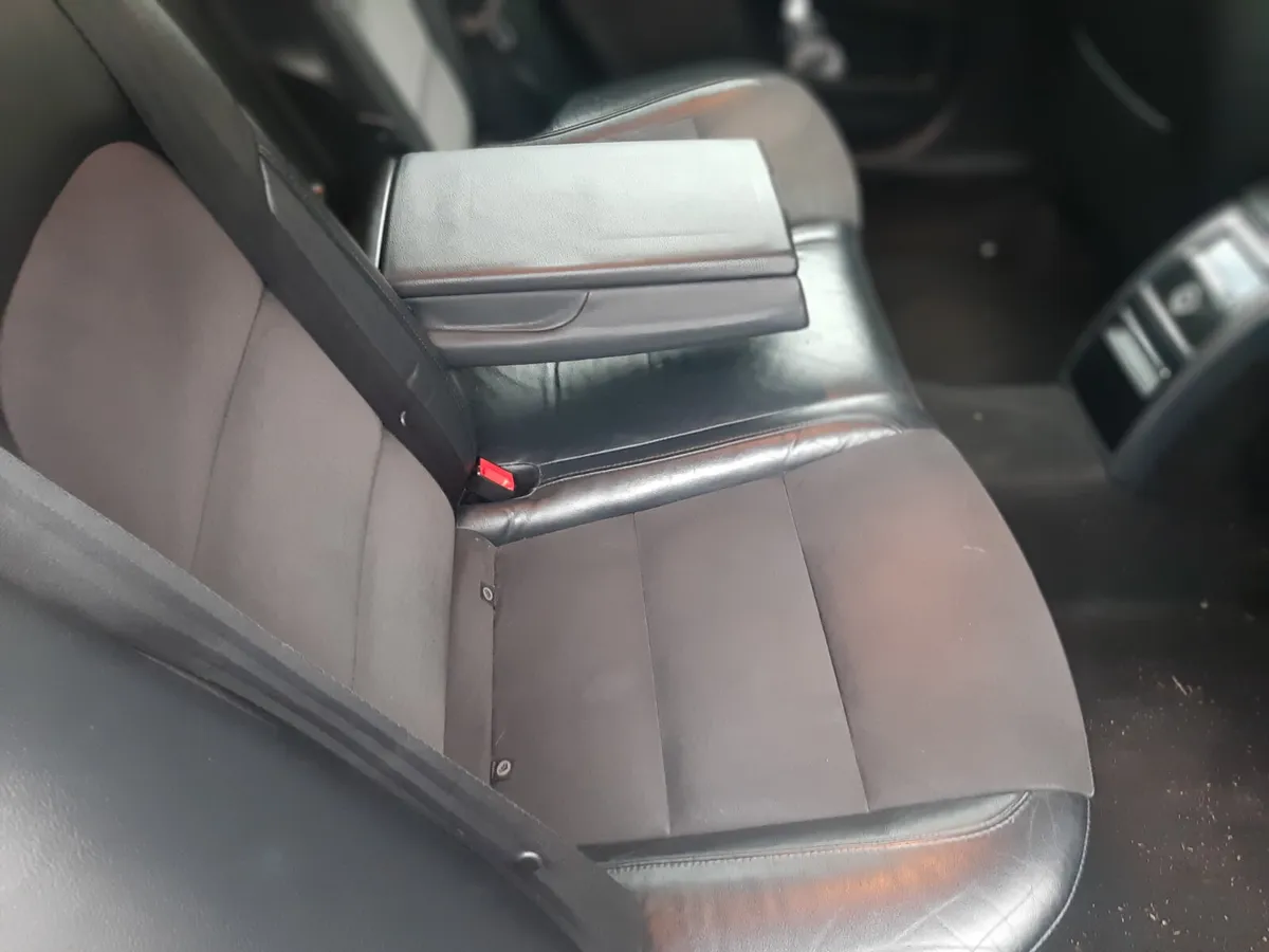 SKODA SUPERB 2.0 TDI AUTOMATIC DSG - Image 3