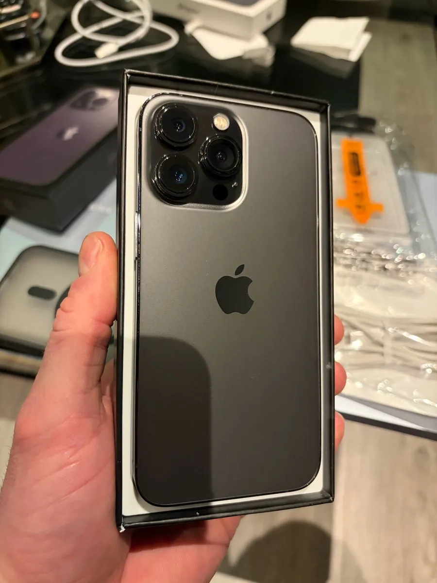 ✅📱iPhone 13 Pro (Unlocked)📱✅ - Image 2