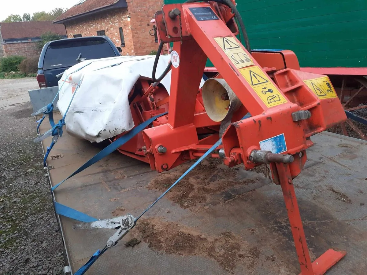 Kuhn disc mower - Image 3