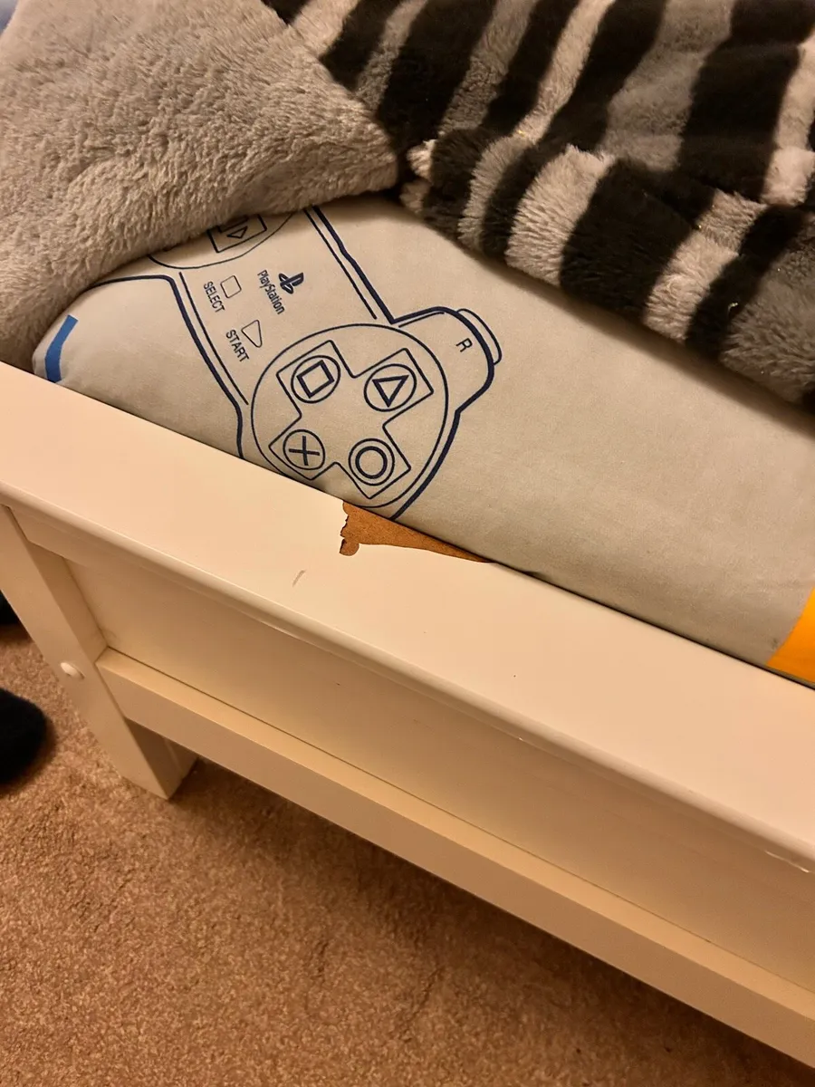 Single Bed - Image 4