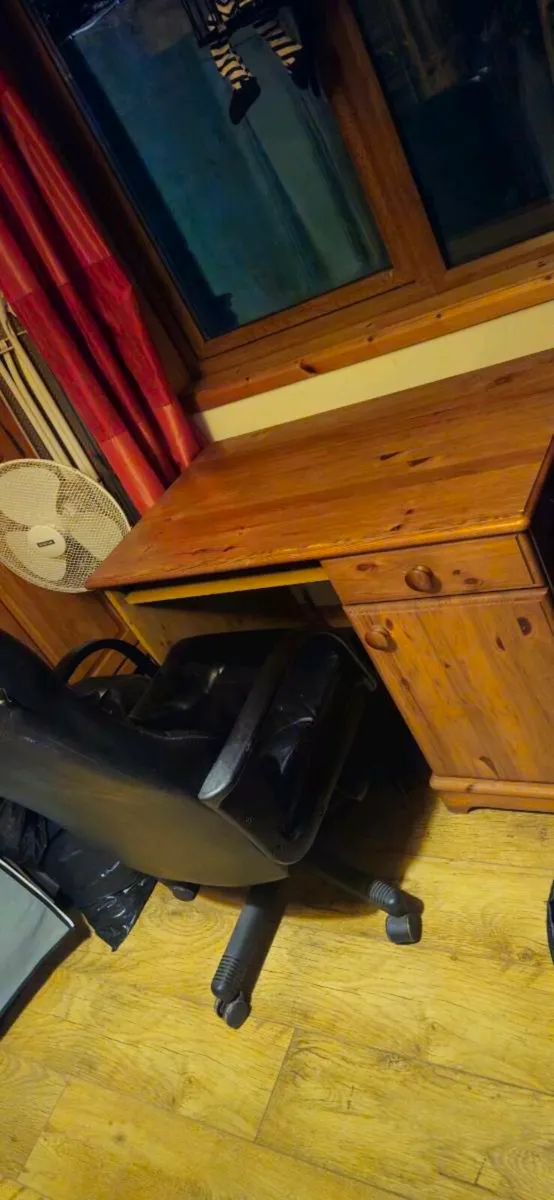 Desk and chair - Image 2