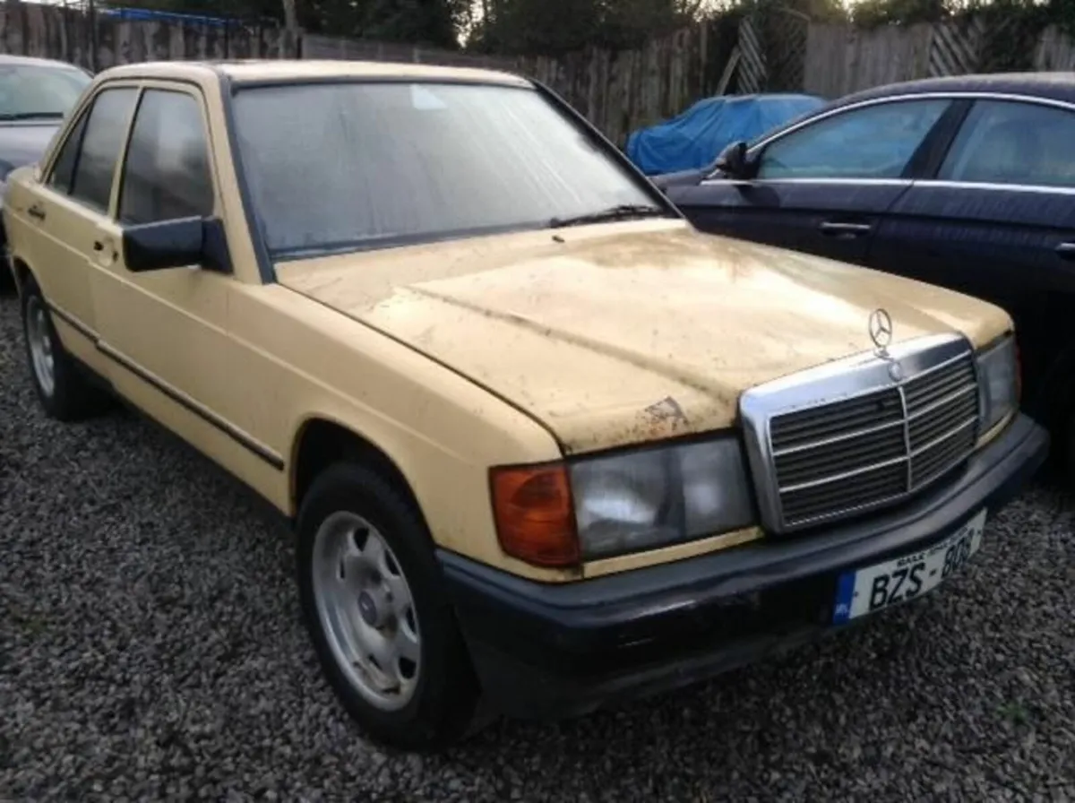Mercedes-Benz E-Class 1984 - Image 1