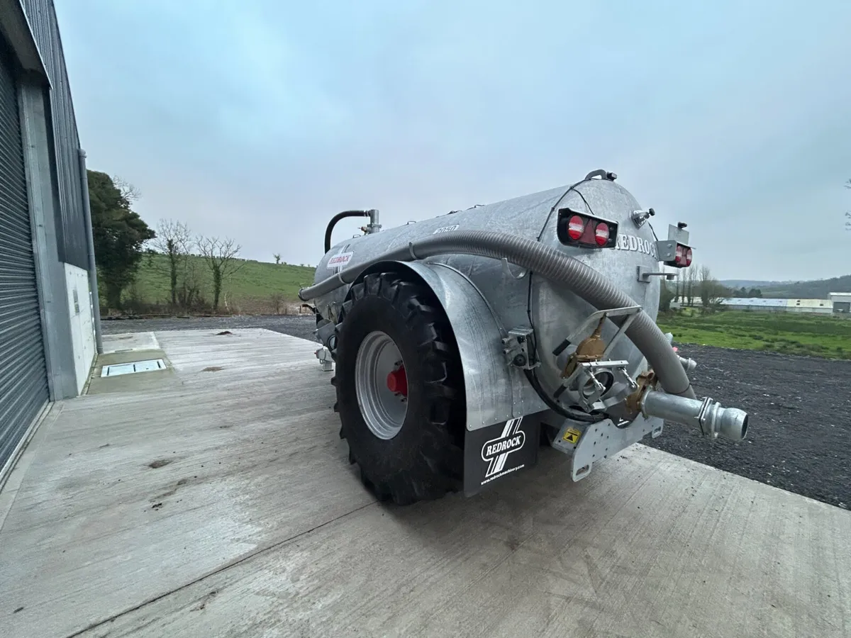 Redrock 2050 900 Tyres - Image 4