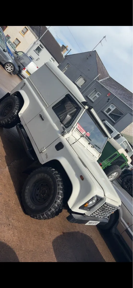 Land Rover defender td5 - Image 1