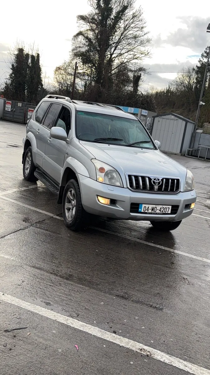 Toyota landcrusier - Image 3