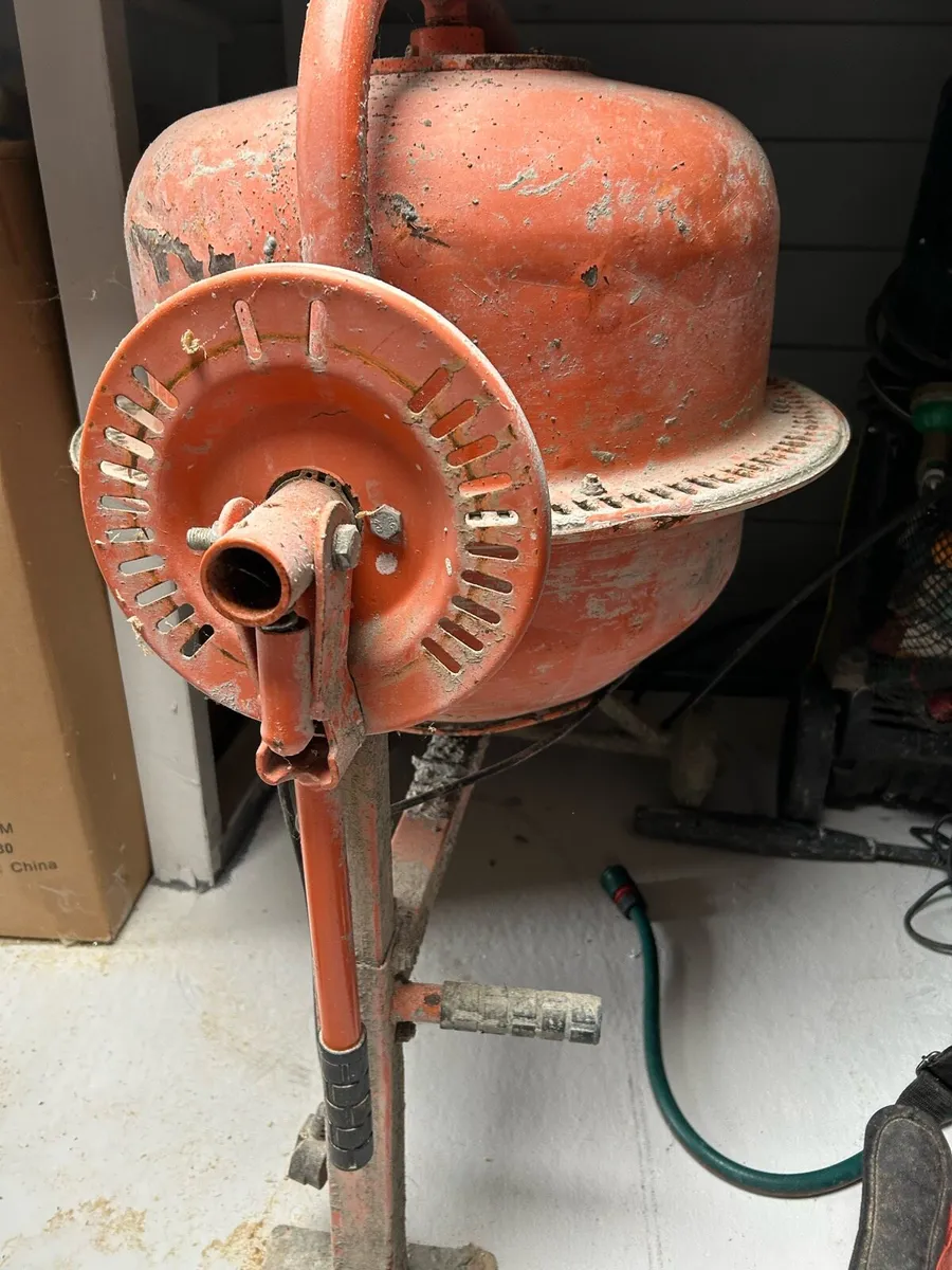 Cement mixer - Image 3