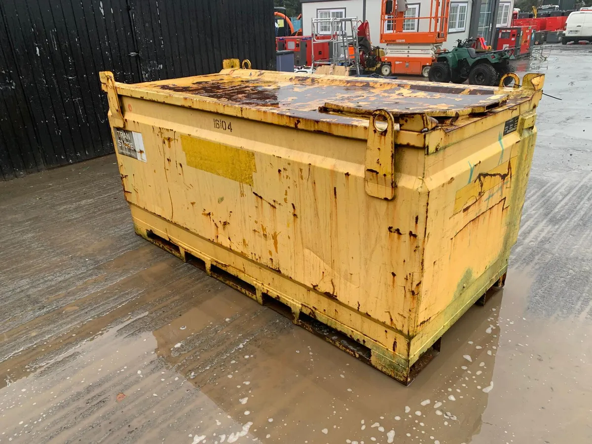 2000L Western Fuel Bowser - Image 3