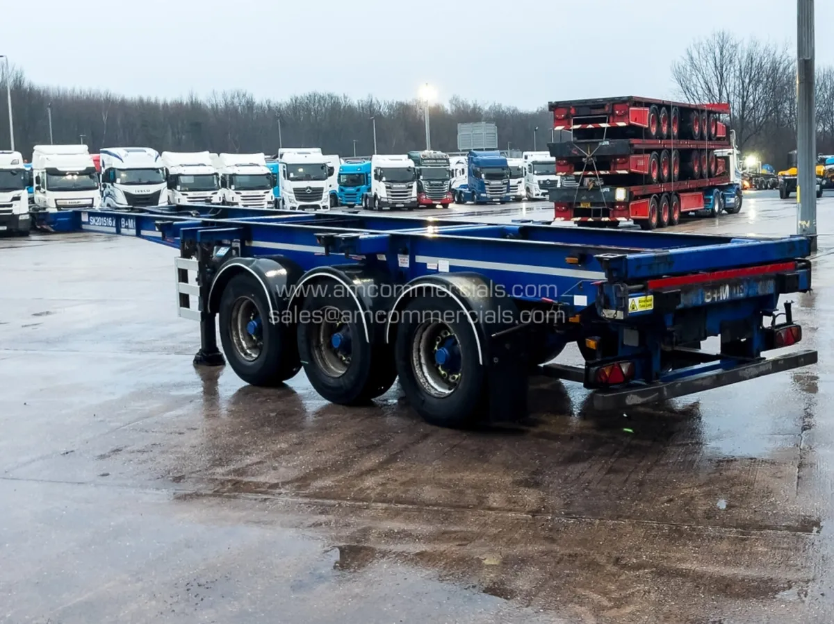 2015 SDC SLIDING SKELETAL TRAILER - Image 4