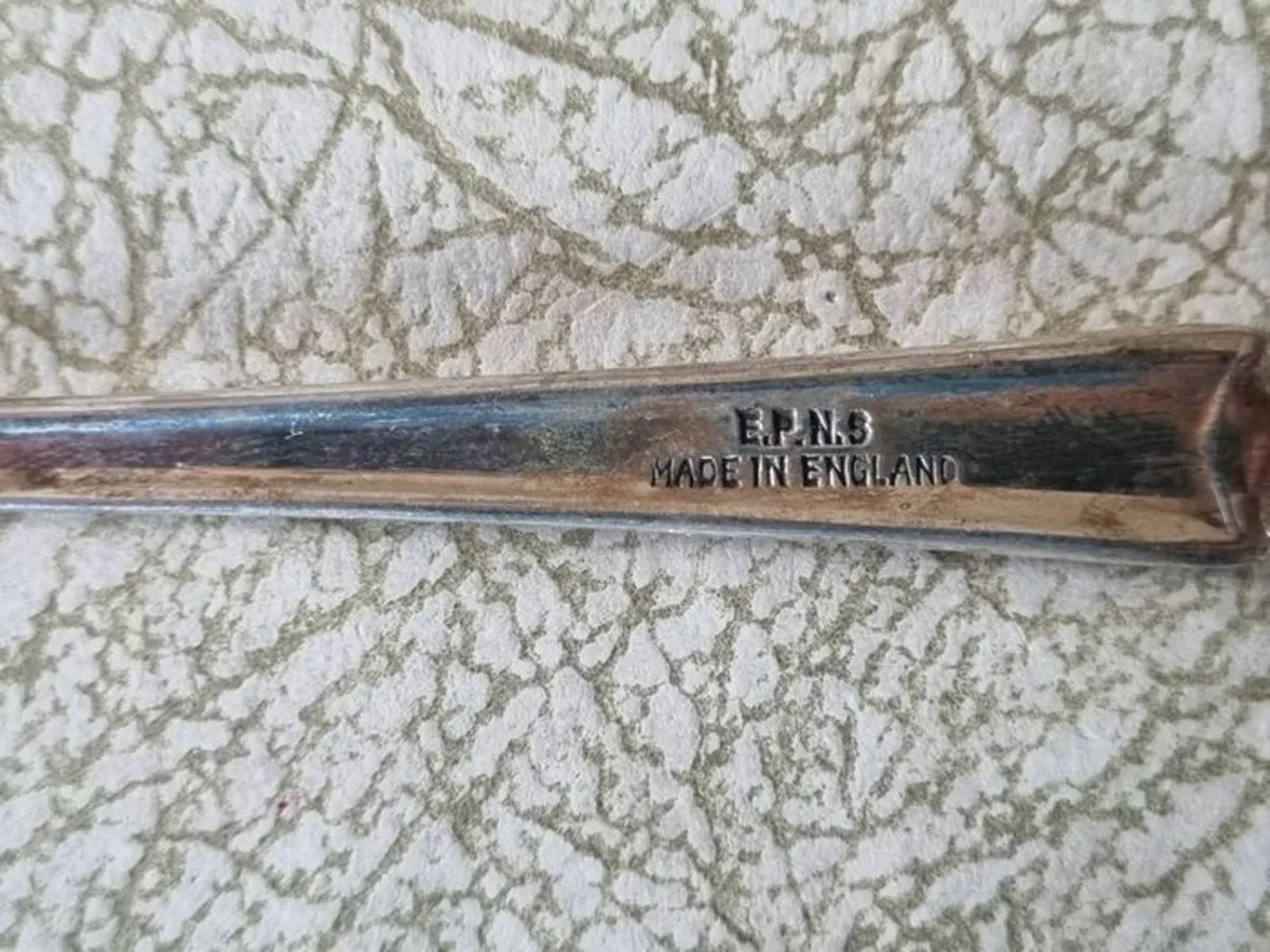 Vintage silver plated cake forks - Image 2