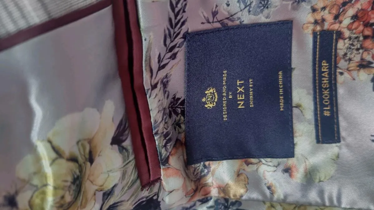 Next suit label size 8 9 years old pls read descri - Image 2