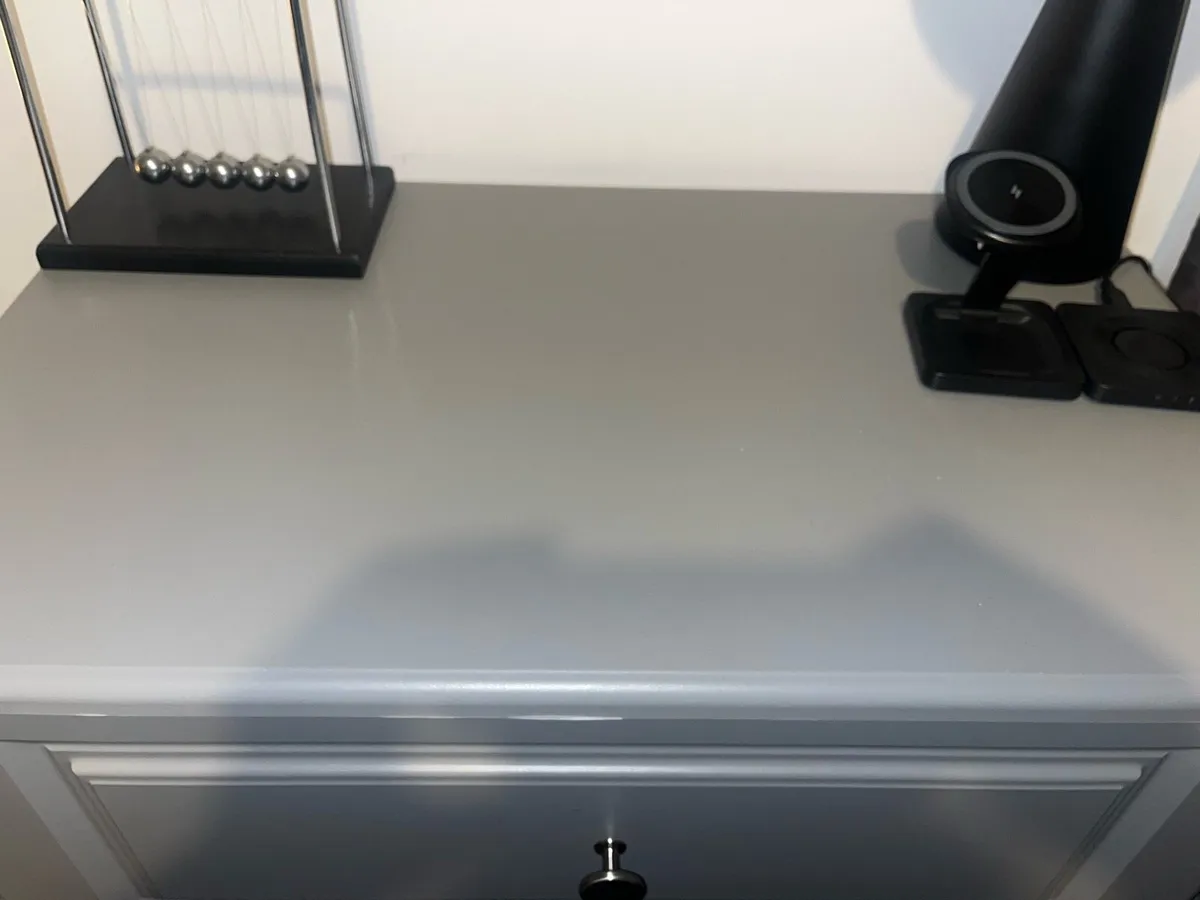 chest of drawers - Image 2